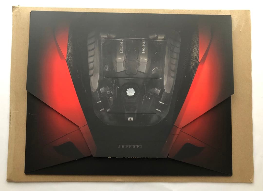 Ferrari F8 Tributo トリブート ポートフォリオ 外装ケース付き