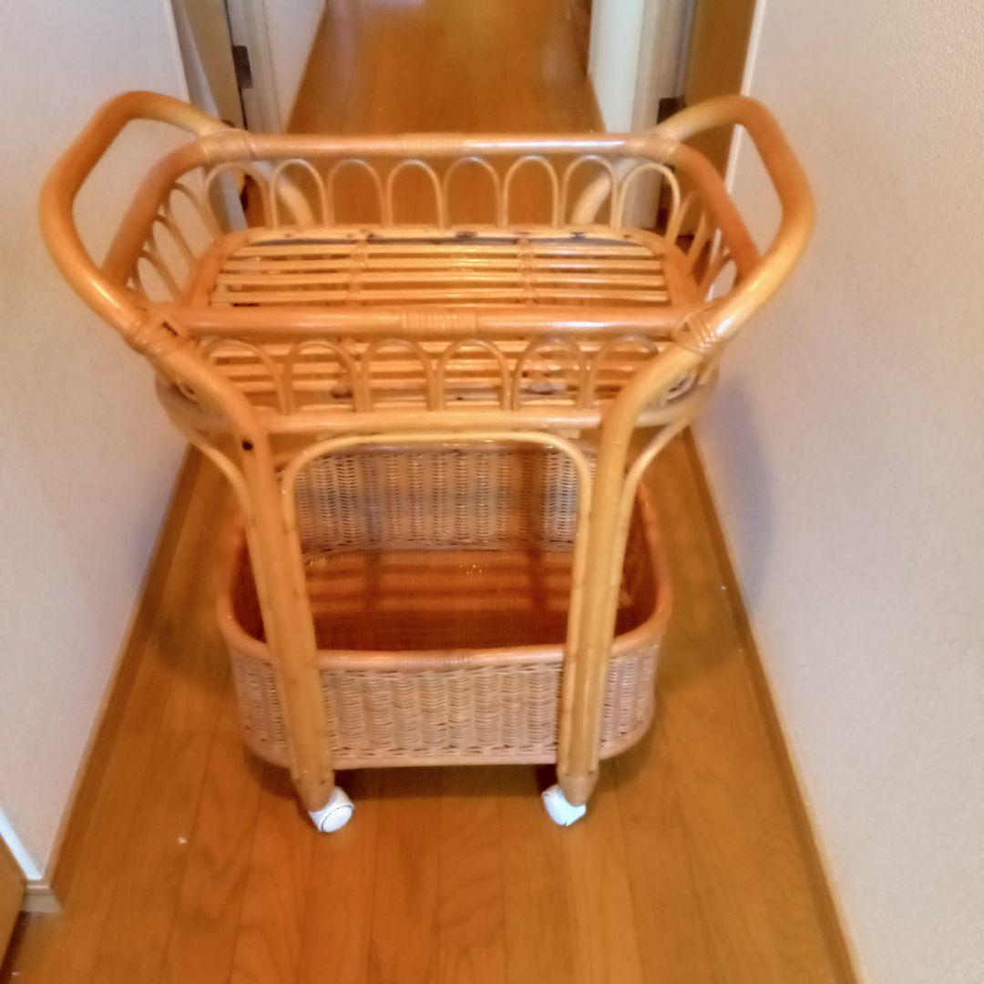 ​【籐/ラタン家具】キャスター付 2段ワゴン 収納バスケット付