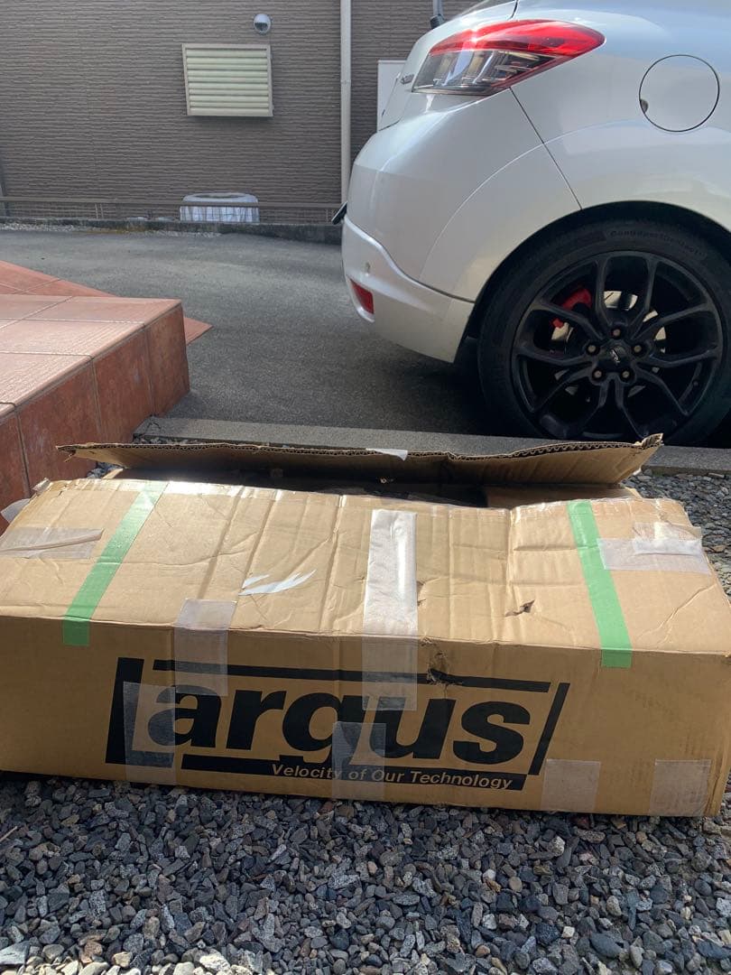 メガーヌRS3用 Largus 車高調ABA-DZF4R 手渡し可能です。