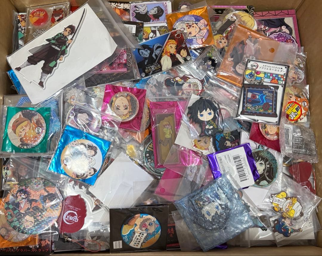 鬼滅の刃 グッズ 大量 まとめ売り 850点以上