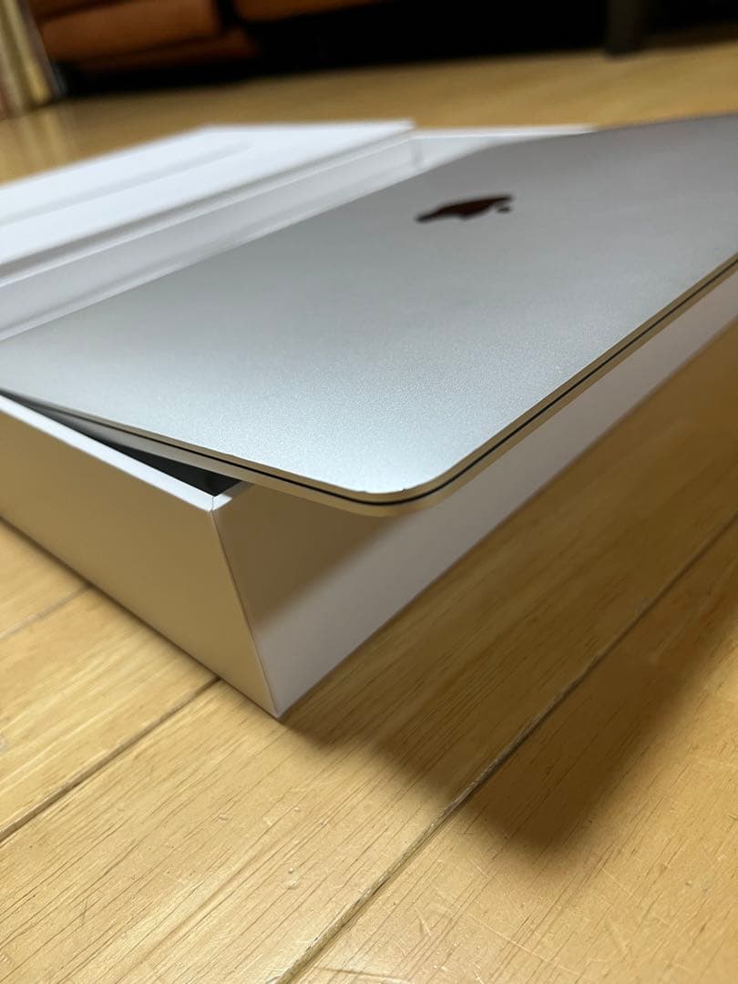 MacBookAir 13インチA1932 デュアルコアi5 128GB SSD