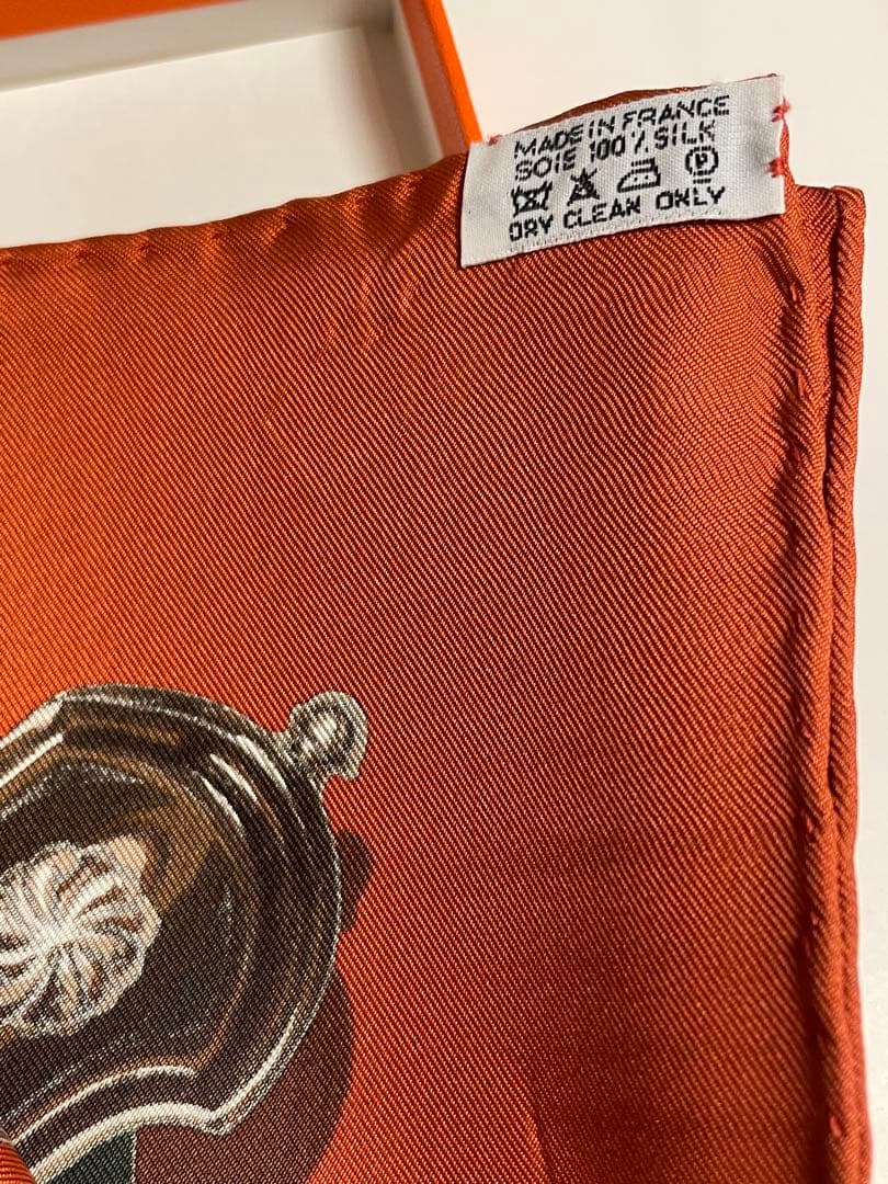 週末お値下げ(^-^)HERMES カレ90 au plus dru