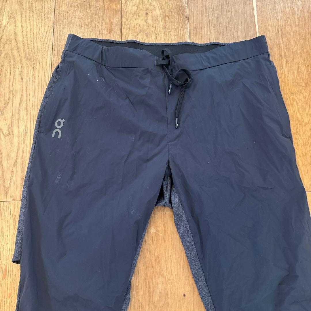 on ランニング ジャージパンツ ネイビー
