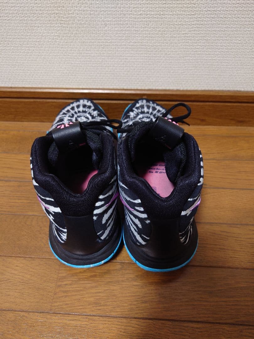 カイリー4 kyrie4 NIKE ep