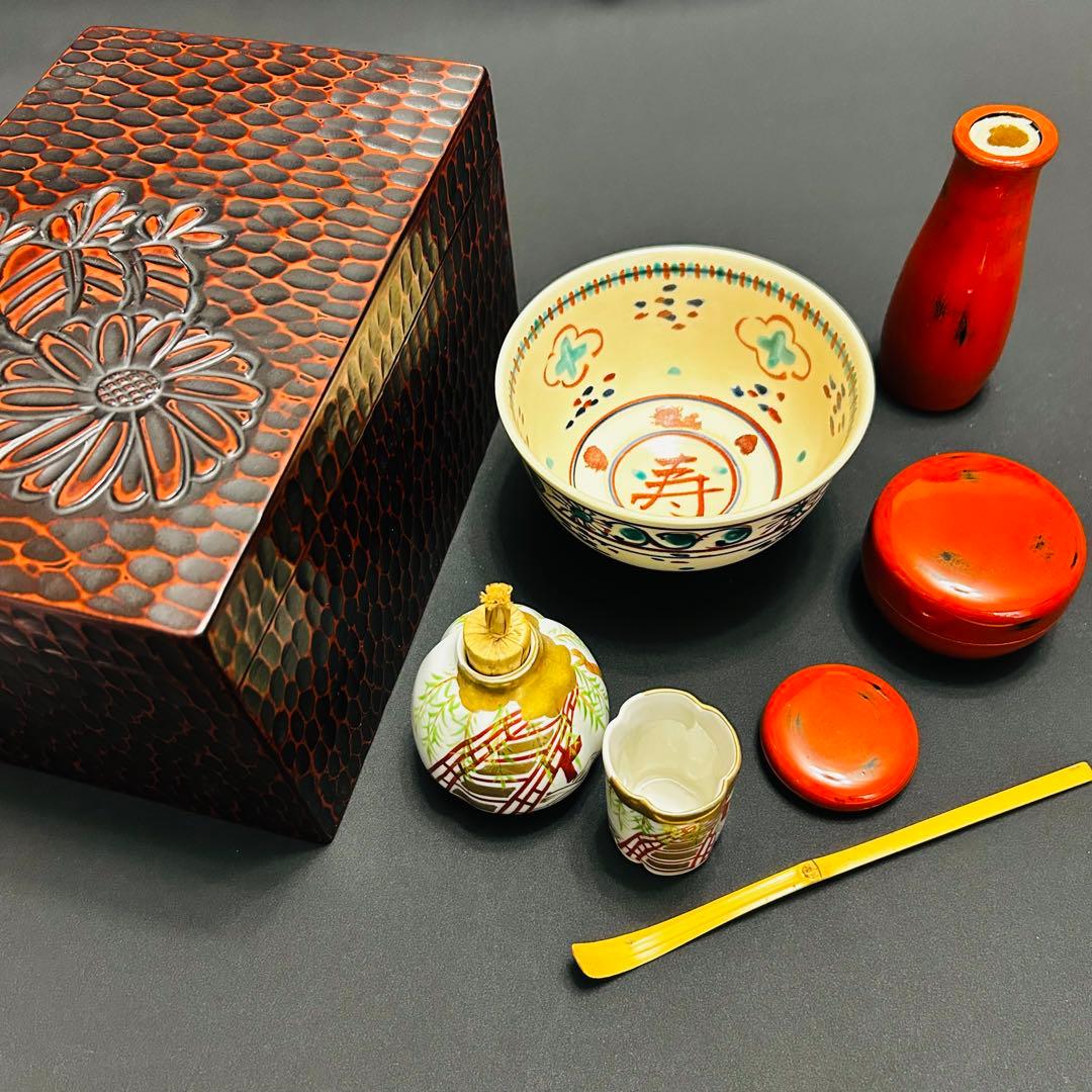 茶道具セット　利休茶箱　鎌倉彫　香合　茶巾筒　茶筅筒　鎌倉彫　根来塗