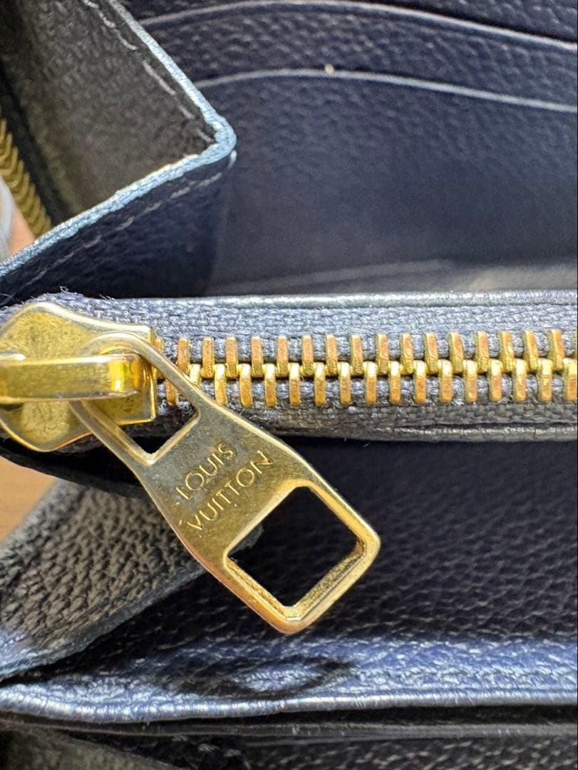LOUIS VUITTON（ルイヴィトン）　長財布