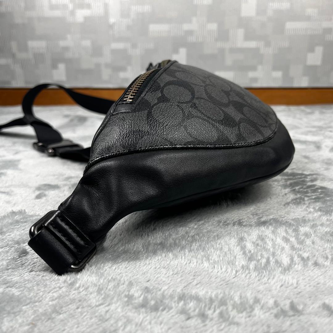 Coach コーチ ボディバッグ シグネチャー ブラック 黒 斜め掛け◎