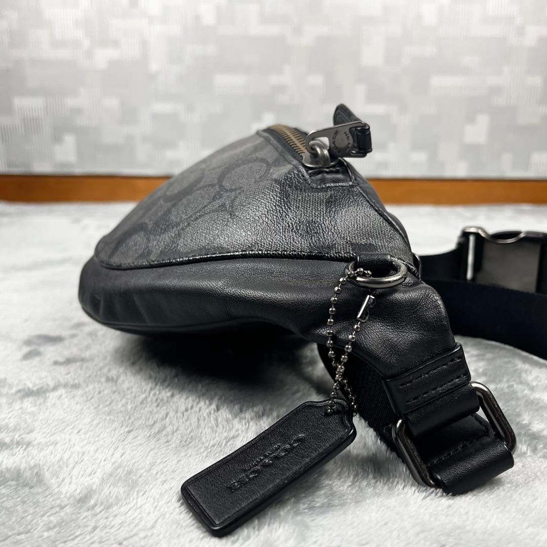Coach コーチ ボディバッグ シグネチャー ブラック 黒 斜め掛け◎