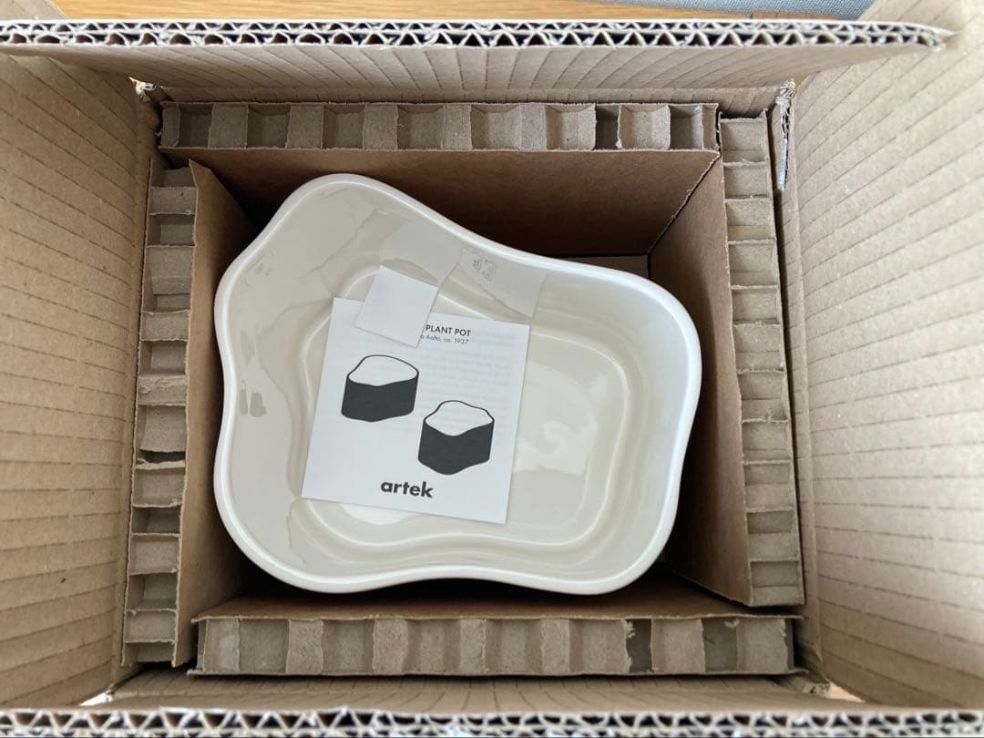 【新品未使用】Artek Riihitie リーヒティエ　ホワイト　Bタイプ