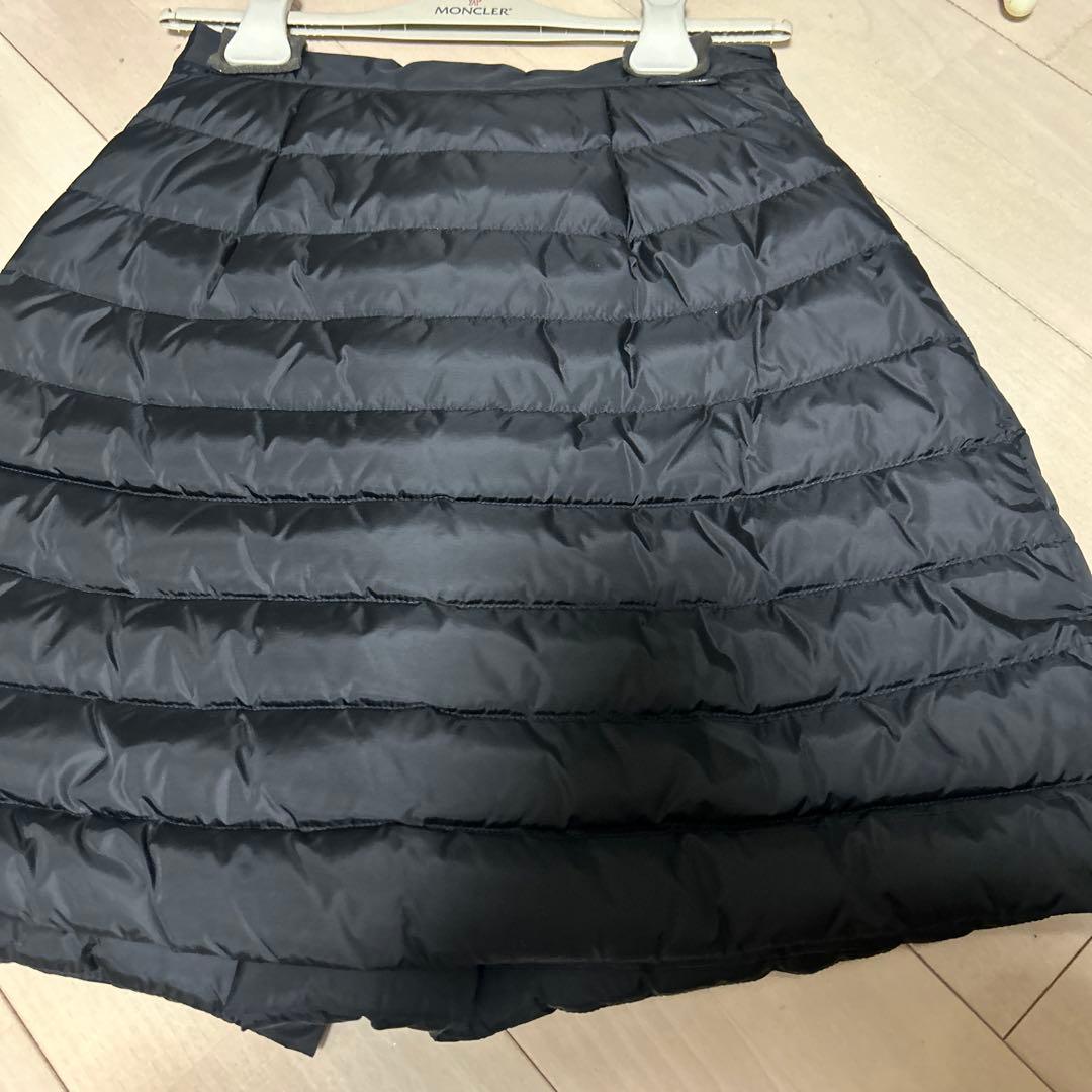 MONCLER ブラック ダウンスカート 40