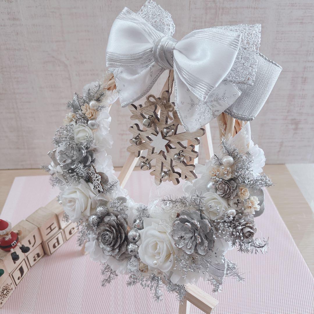 No146 聖なる夜のWhite ❄︎.*クリスマスリース