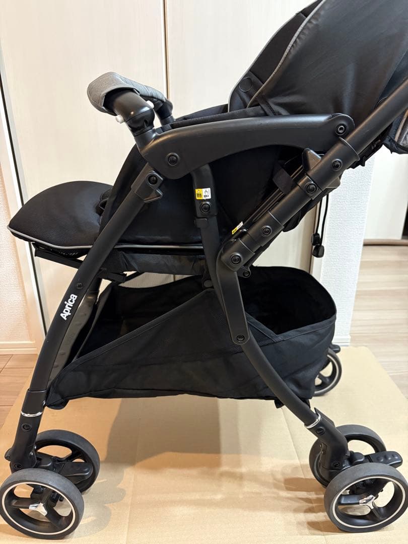 Aprica ラクーナクッションフリー AC 2024年