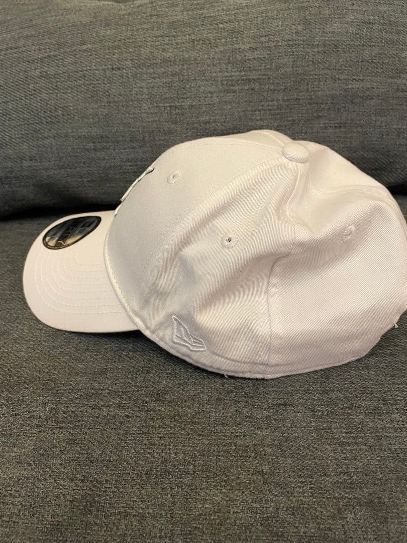 SAINT LAURENT × NEW ERA サンローラン ニューエラキャップ