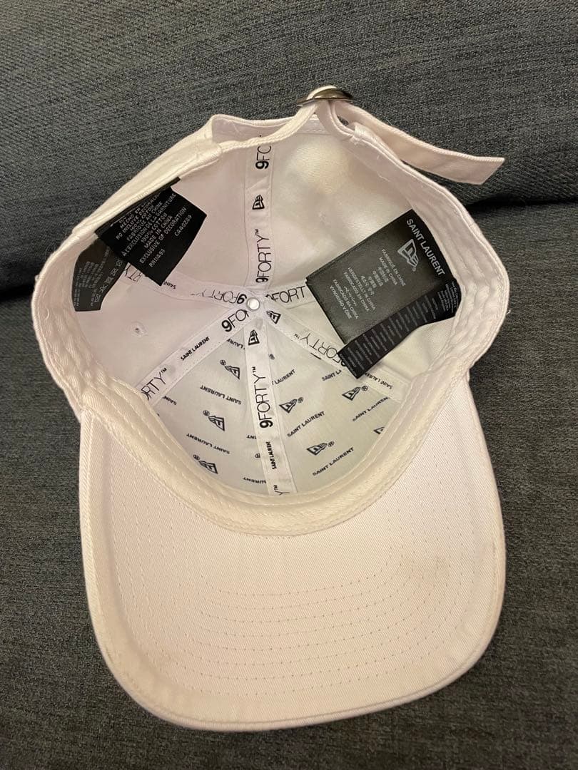 SAINT LAURENT × NEW ERA サンローラン ニューエラキャップ