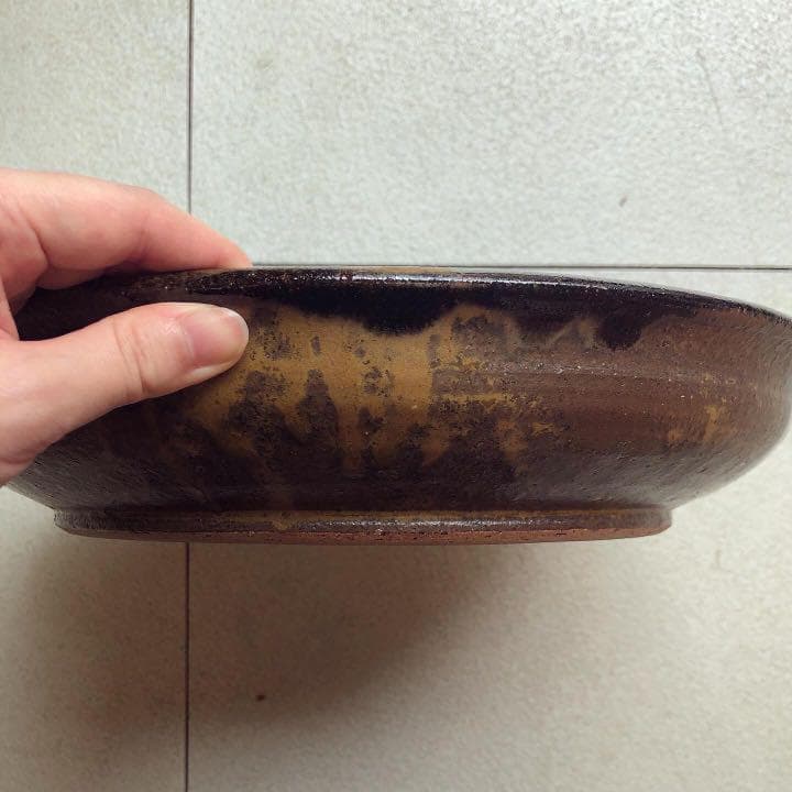 【食器】黒地にお花の大皿 陶器 プレート 和風 食事