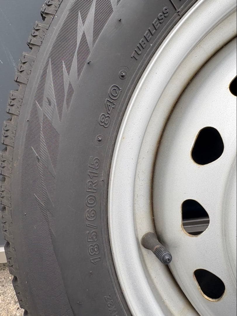 BRIDGESTONE BLIZZAK 185/60R15 4本セット