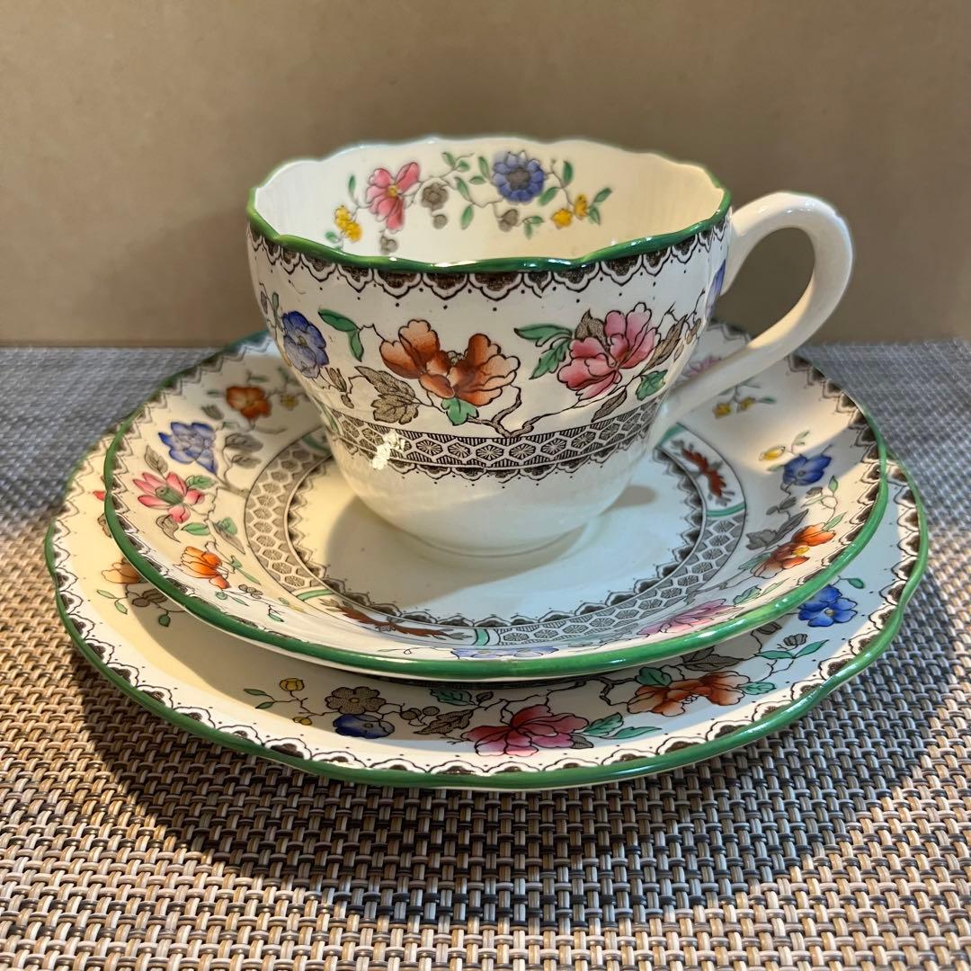 spode チャイニーズローズ　トリオ4点、ミルクジャグ、シュガーボウル、大皿