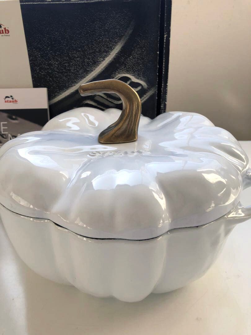 タイムセール【新品】ストウブ パンプキン ホワイト 真鍮ノブ(生涯保証付)