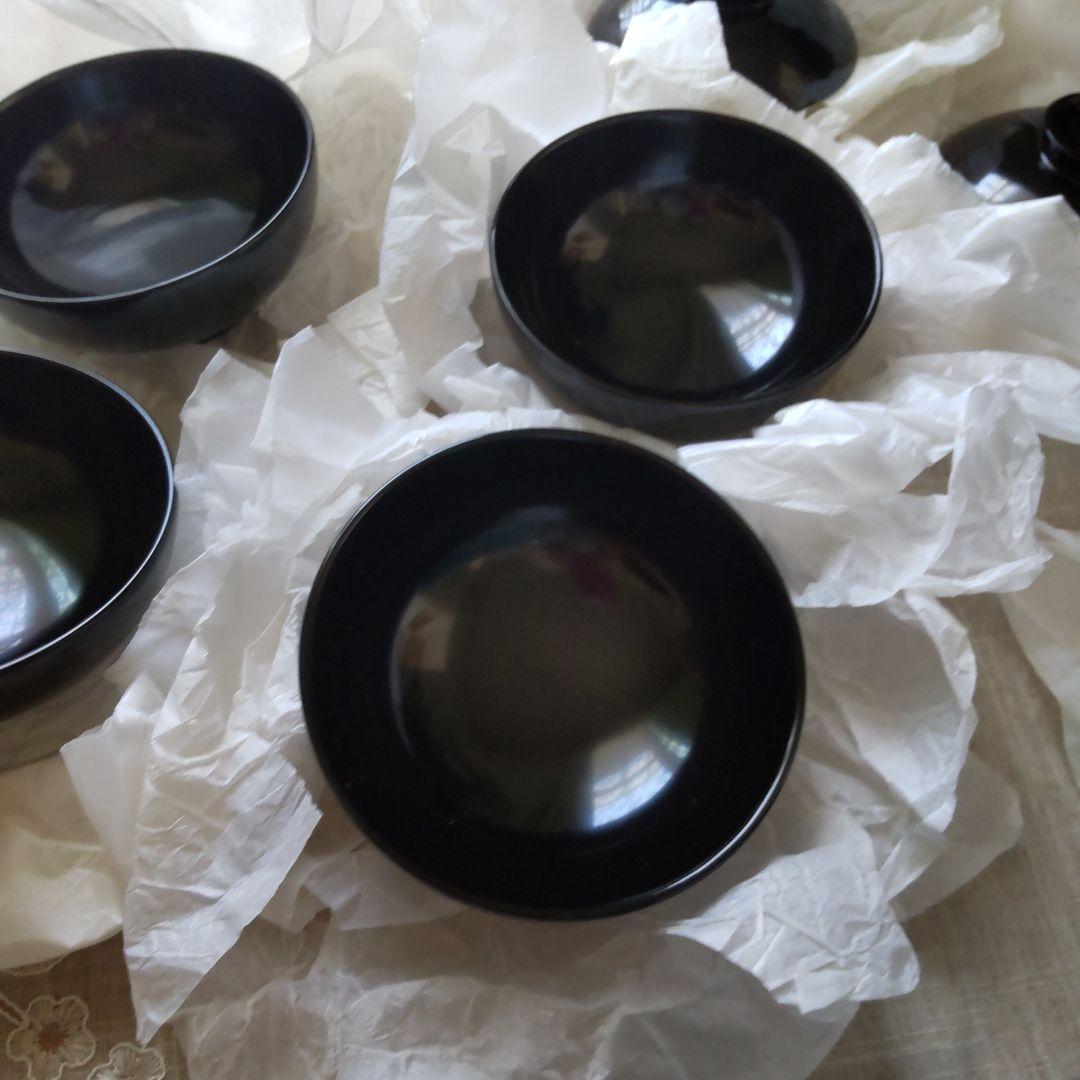 浄法寺塗　うるみ工芸　黒い漆器の器　蓋付き　4セット　伝統工芸　新品未使用