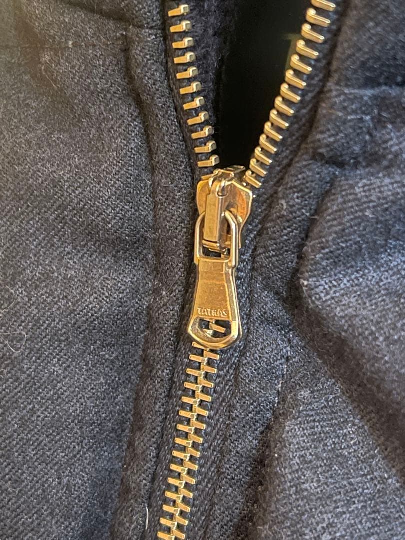 3/18まで　タトラス　ダウンベスト