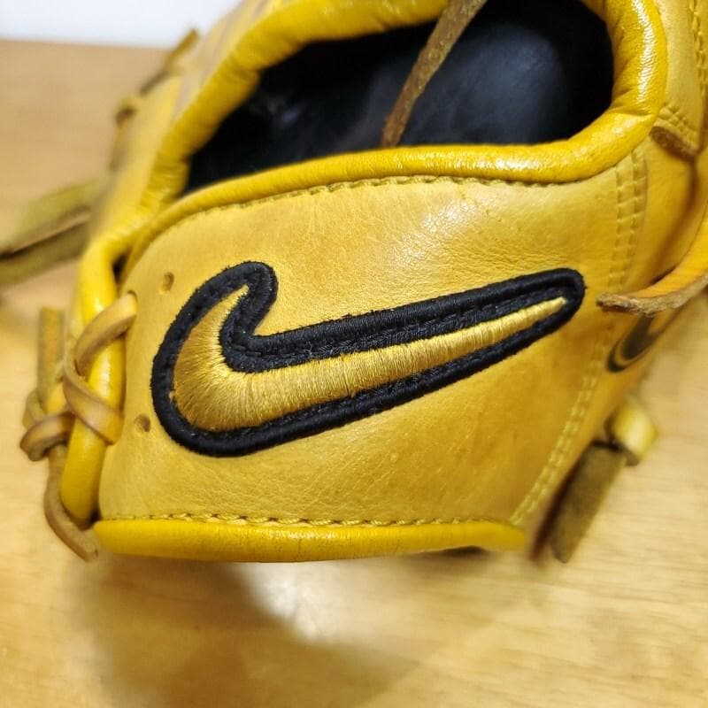 NIKE 上原浩治モデル 限定 シルエット 激レア 児童用LL 軟式グローブ