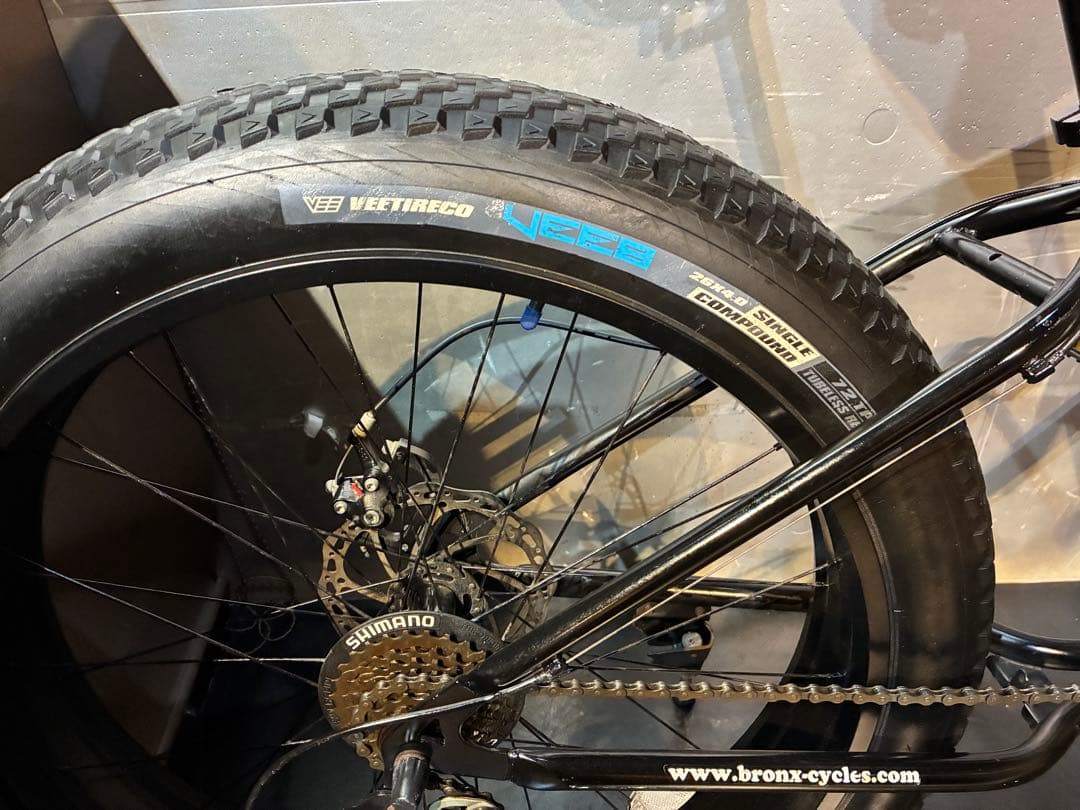 J27【大阪堺市/引取】ファットバイク BRONX 26インチ 7段変速付き