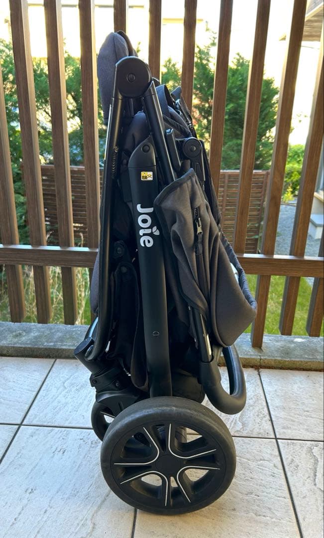 【美品】Joie ジョイー ベビーカー ライトトラックス4 トラベルシステム対応