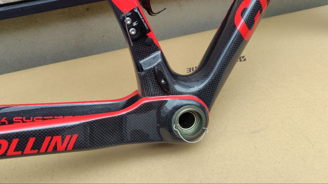CIPOLLINI BOND カーボンロードバイクフレーム