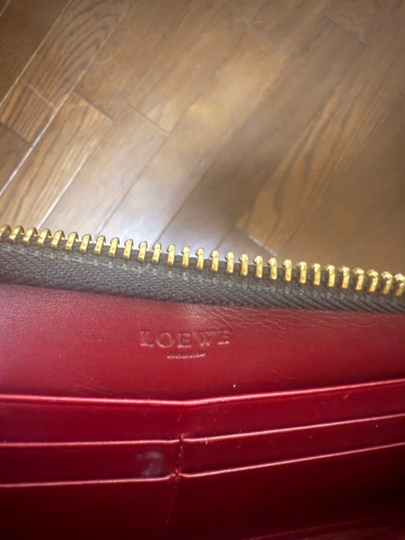 ロエベ LOEWE ラウンドファスナー 長財布 アナグラム