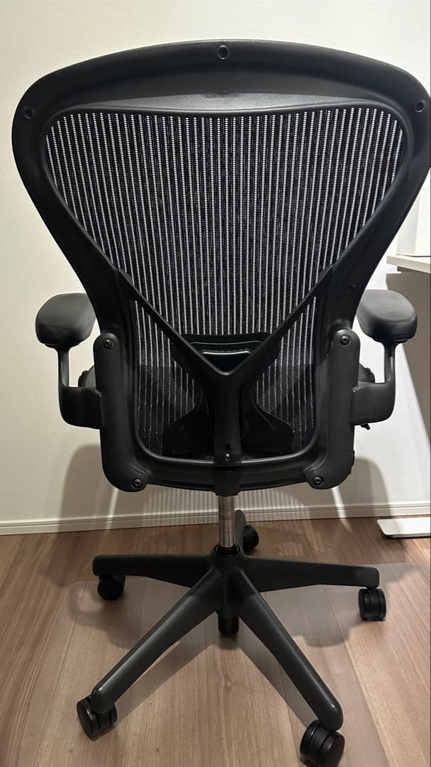 アーロンチェア ハーマンミラー Ｂサイズ 前傾チルト 固定肘 2010年製