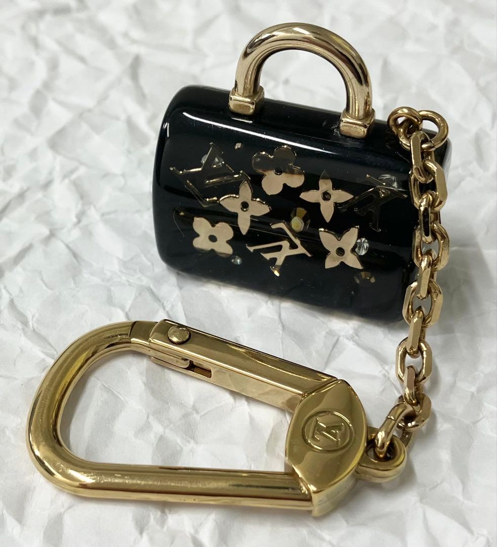 ヴィトン ポルトクレ スピーディ アンクルージョン キーチャーム M65444