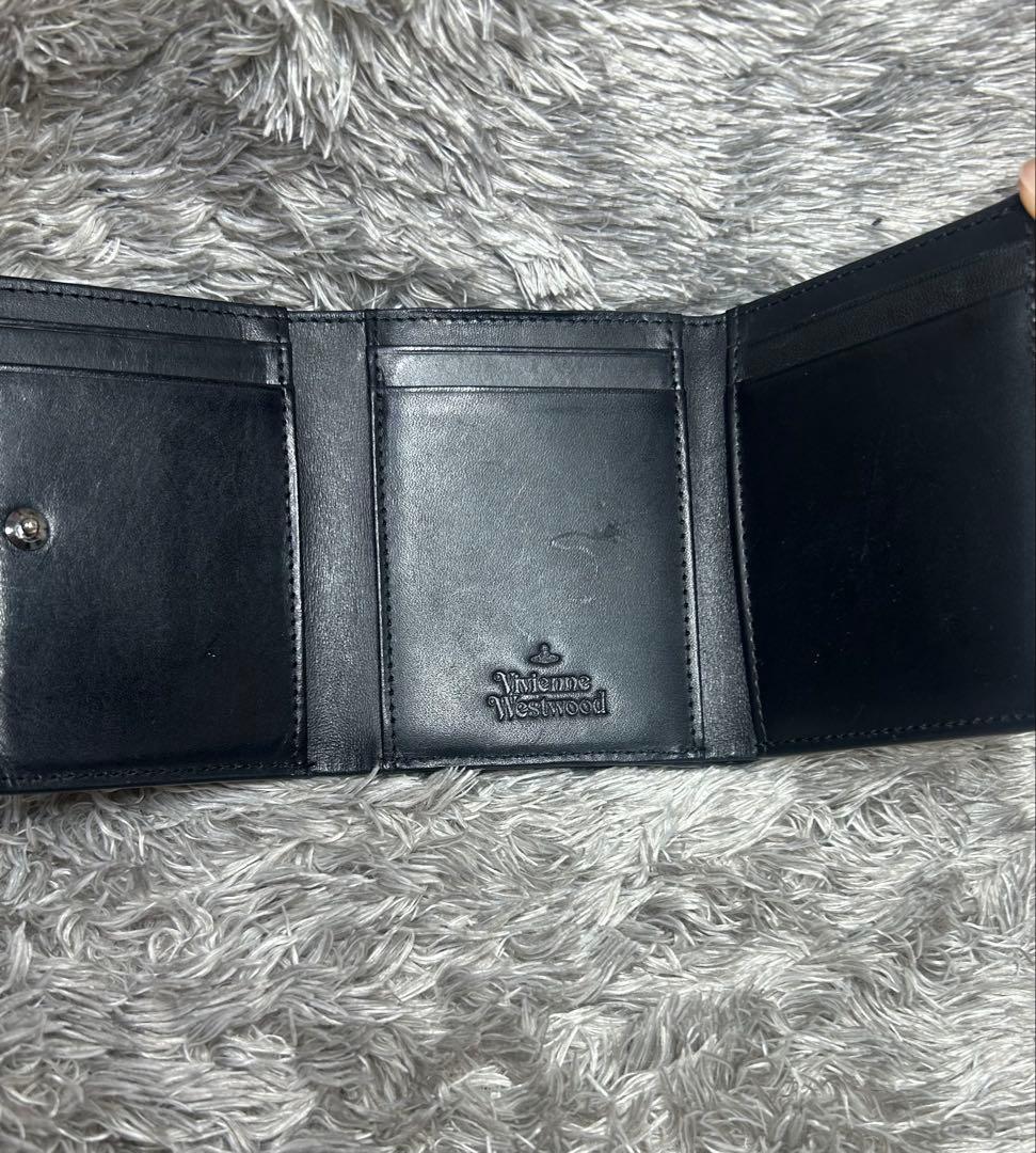 ⭐︎ヴィヴィアン（viviennewestwood）牛柄レザー三つ折り財布