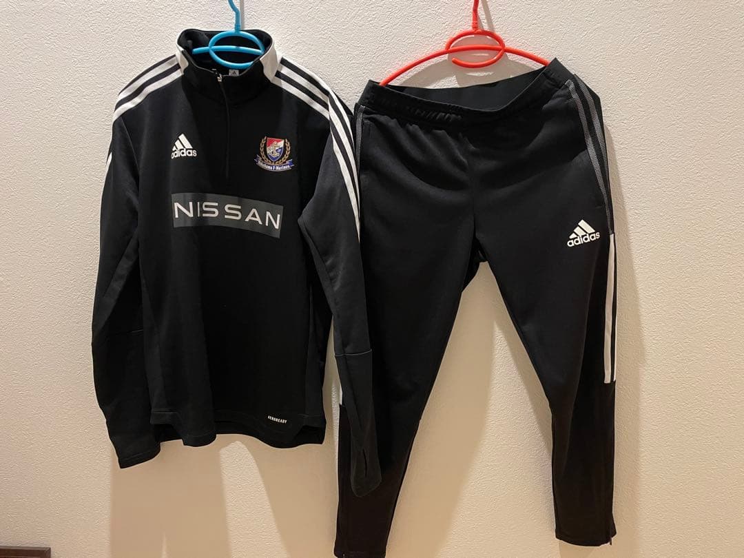 横浜Fマリノス　トレーニングウェア　支給　ジャージ　上下