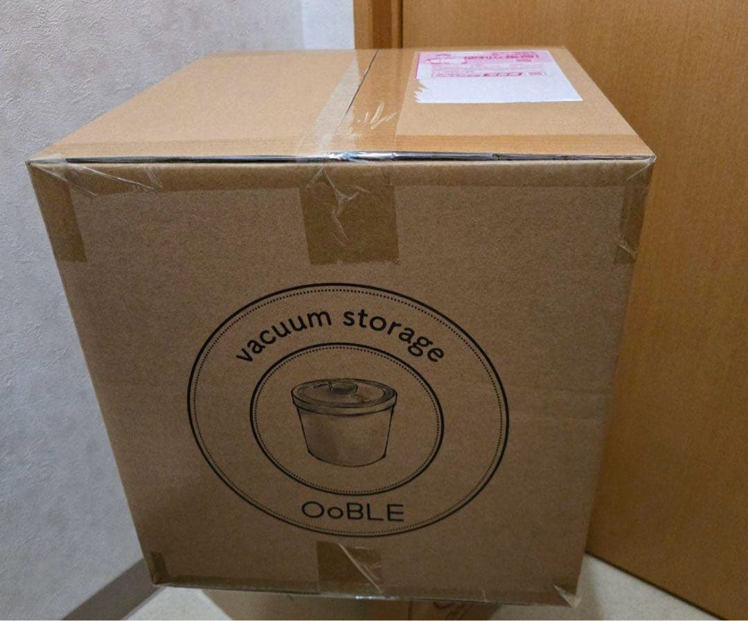 送料無料　新品・未開封　10kg 13L OobLE 真空米びつ ノーマルサイズ