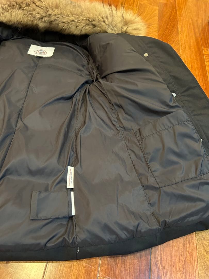 PYRENEX ファー付き ダウンジャケット 美品　ブラック　JP38