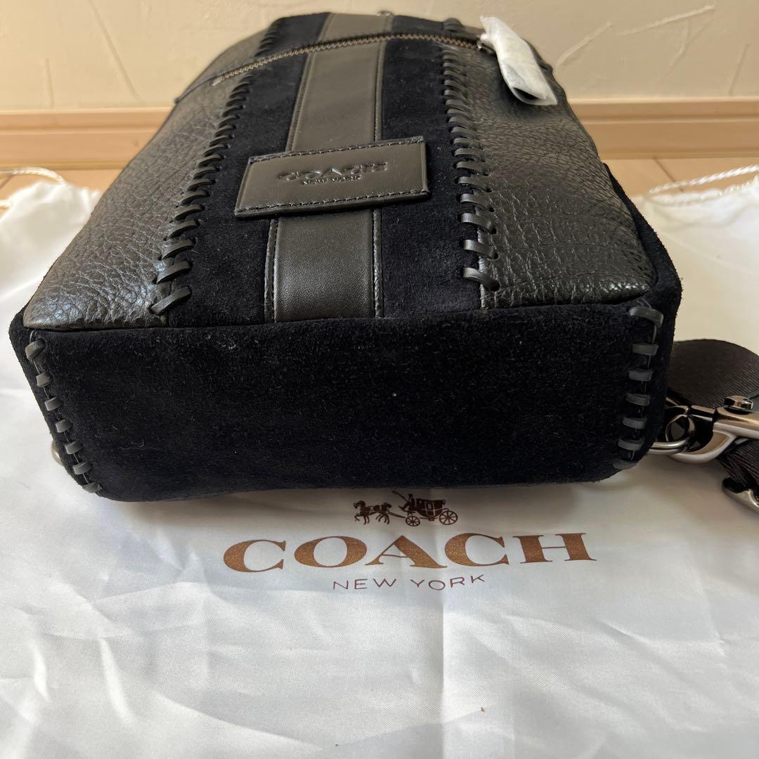 まゆ！coach メンズ　ワンショルダーボディバッグ