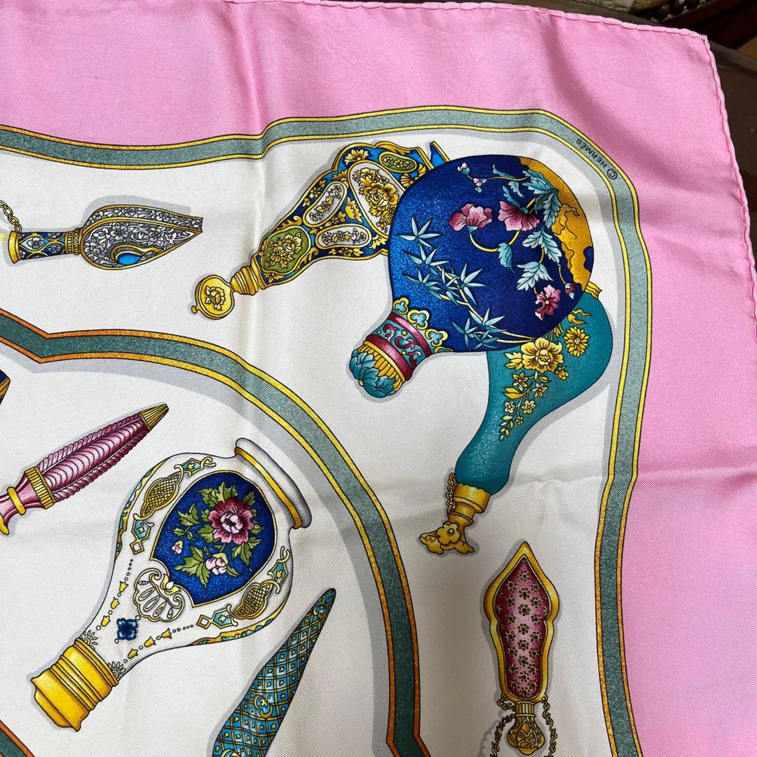 ✨超美品✨HERMES エルメススカーフカレ90 香水瓶柄