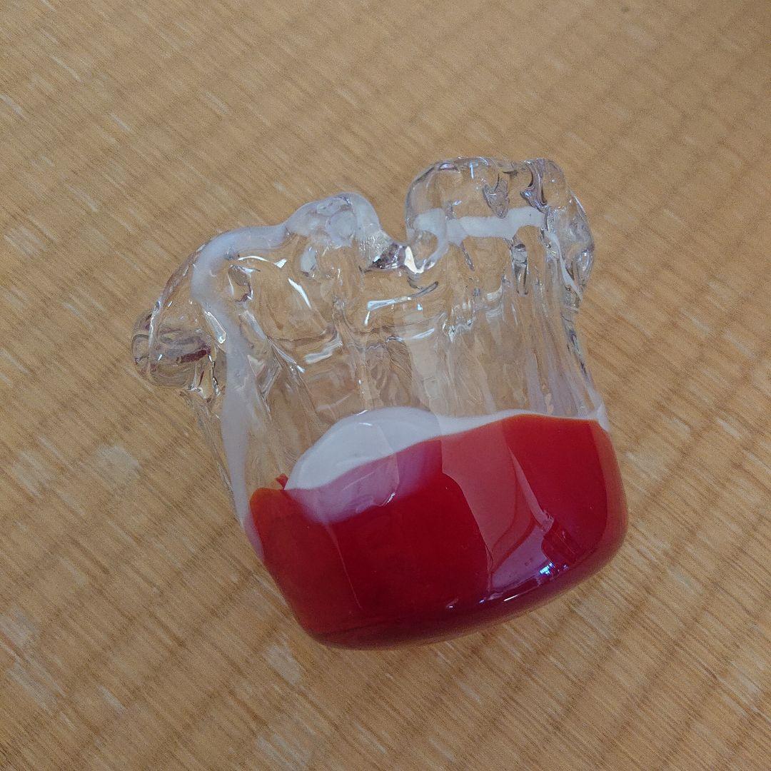 赤と透明のフリルエッジ灰皿ガラスアンティークレア