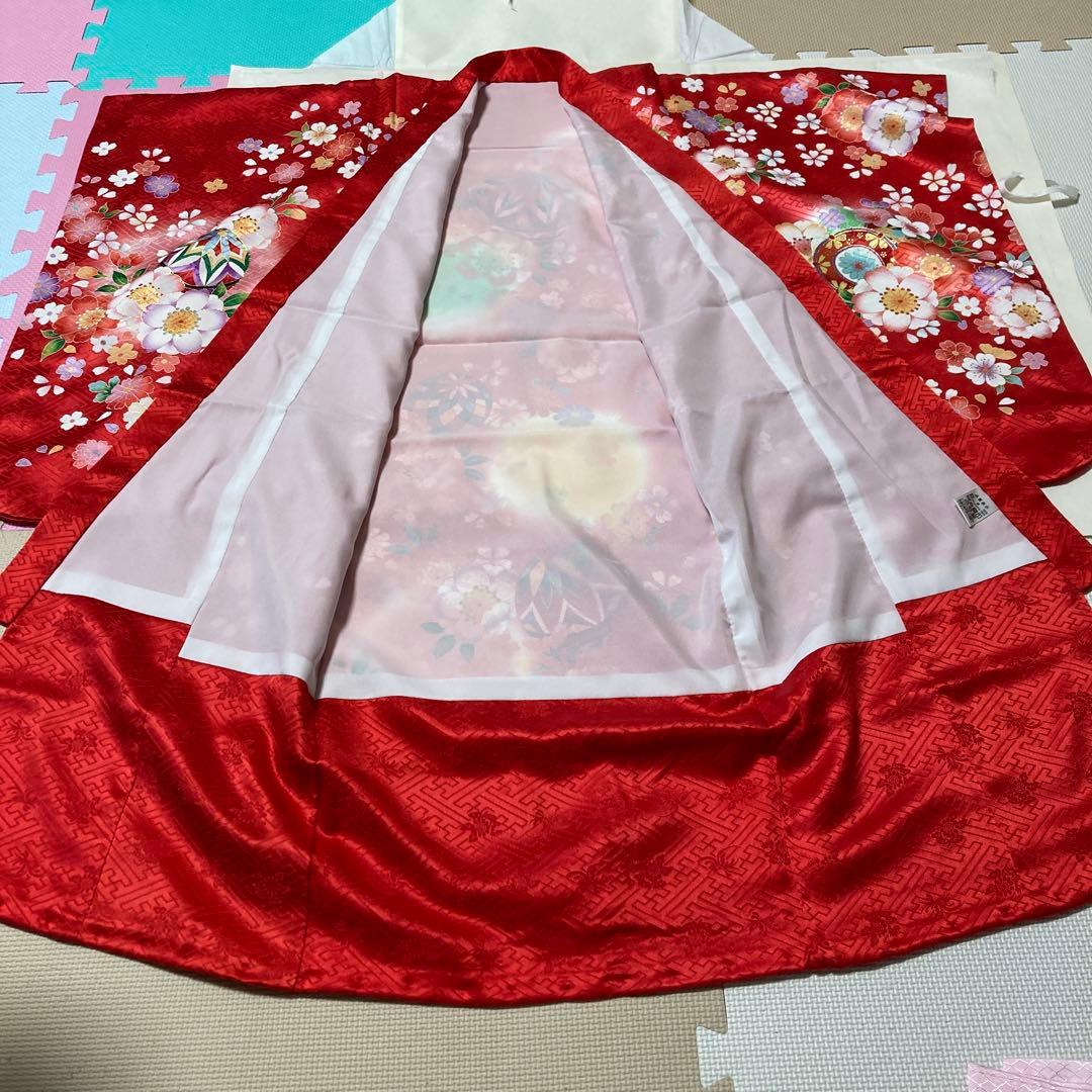 マリーです！　七五三用 赤色花柄と鞠柄の着物　長襦袢セット
