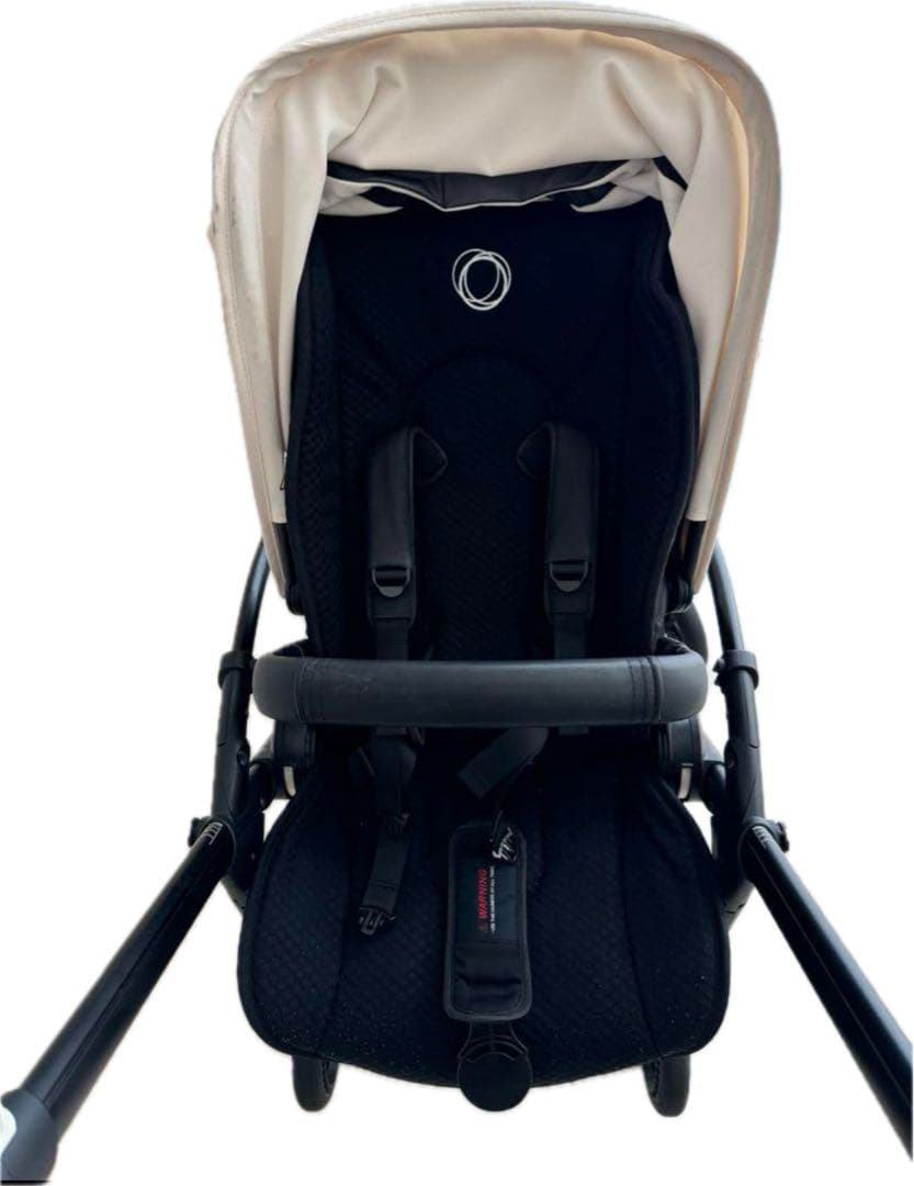 meeeee　Bugaboo Bee6 ブラックフレーム×アイボリー