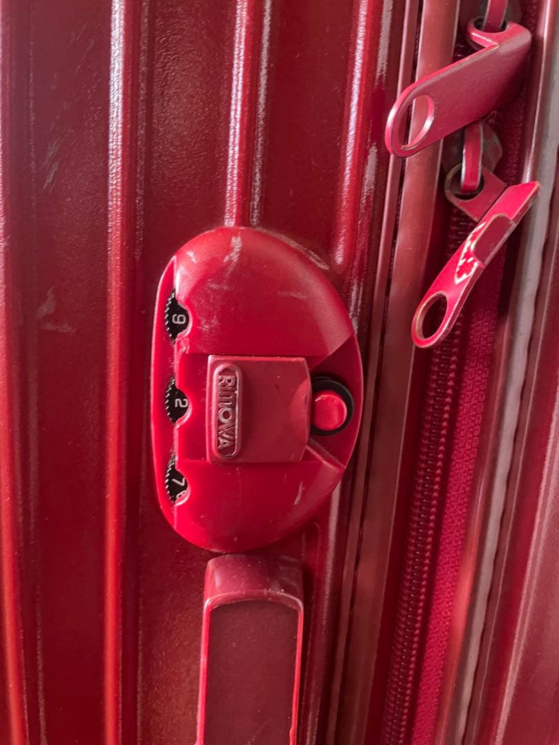 【匿名便】RIMOWA ビンテージ　レッド キャリーケース 大容量