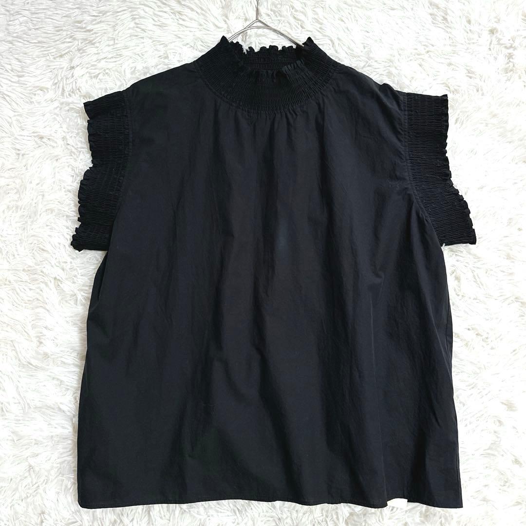 新品タグ付 24SS ウィムガゼット シャーリングブラウス フレンチスリーブ