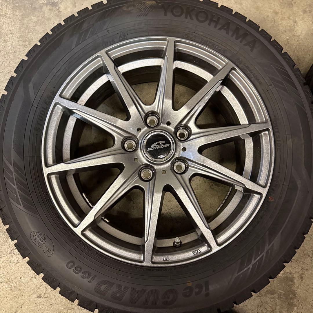 送料込み！ WR-V 215/60R16スタッドレス ヨコハマ　アイスガード
