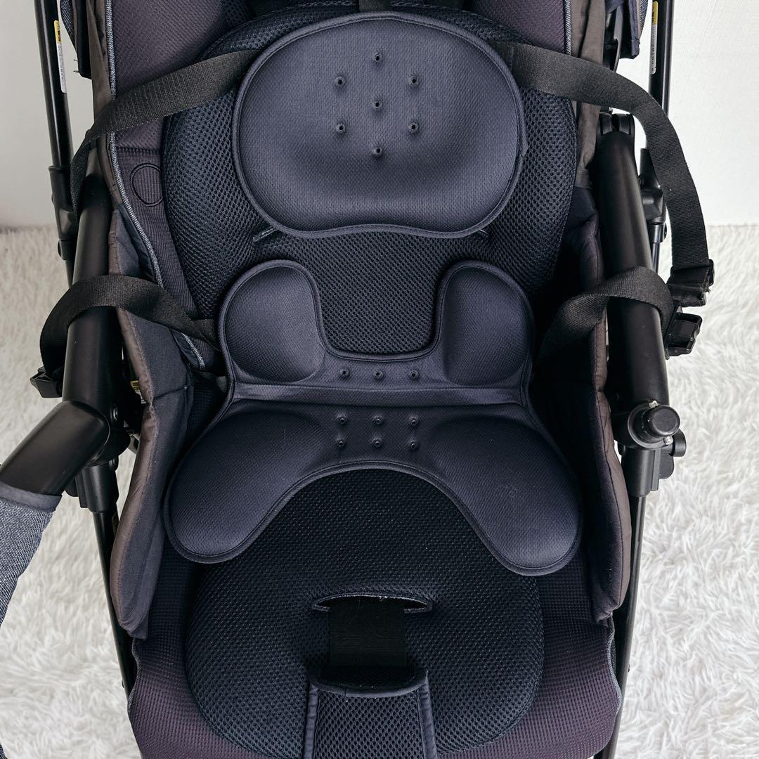 【美品】　Aprica アップリカ　ラクーナクッションフリー　デニム　2021年