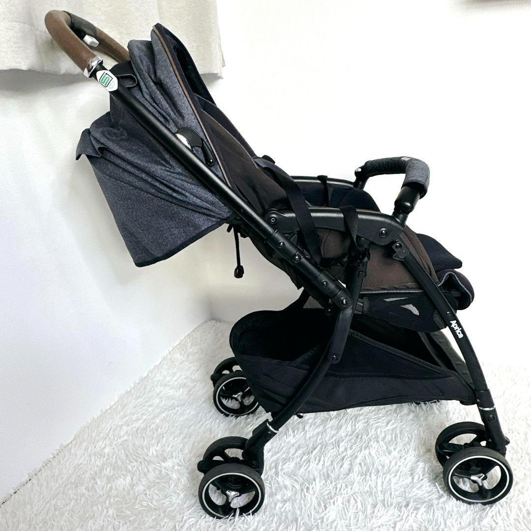 【美品】　Aprica アップリカ　ラクーナクッションフリー　デニム　2021年