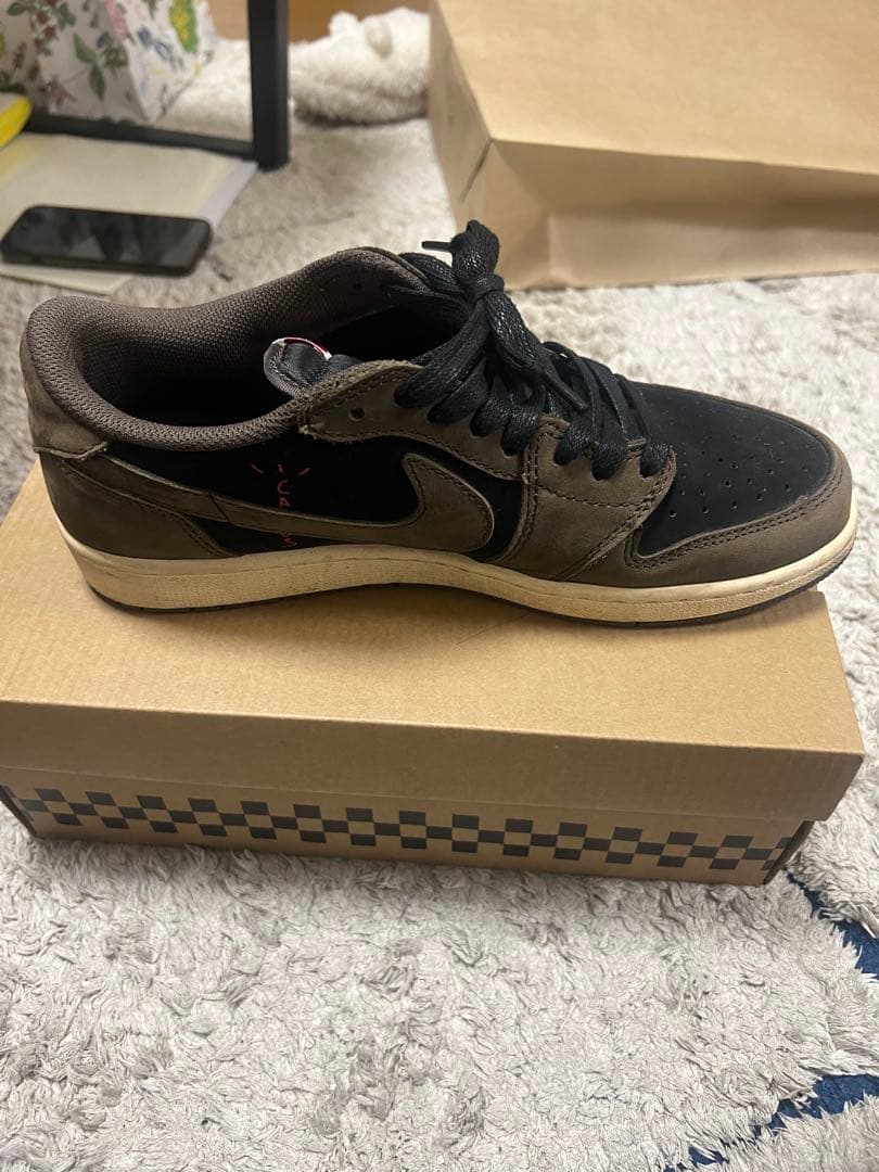 NIKEナイキ×トラビススコットtravis ダークモカ　スニーカー