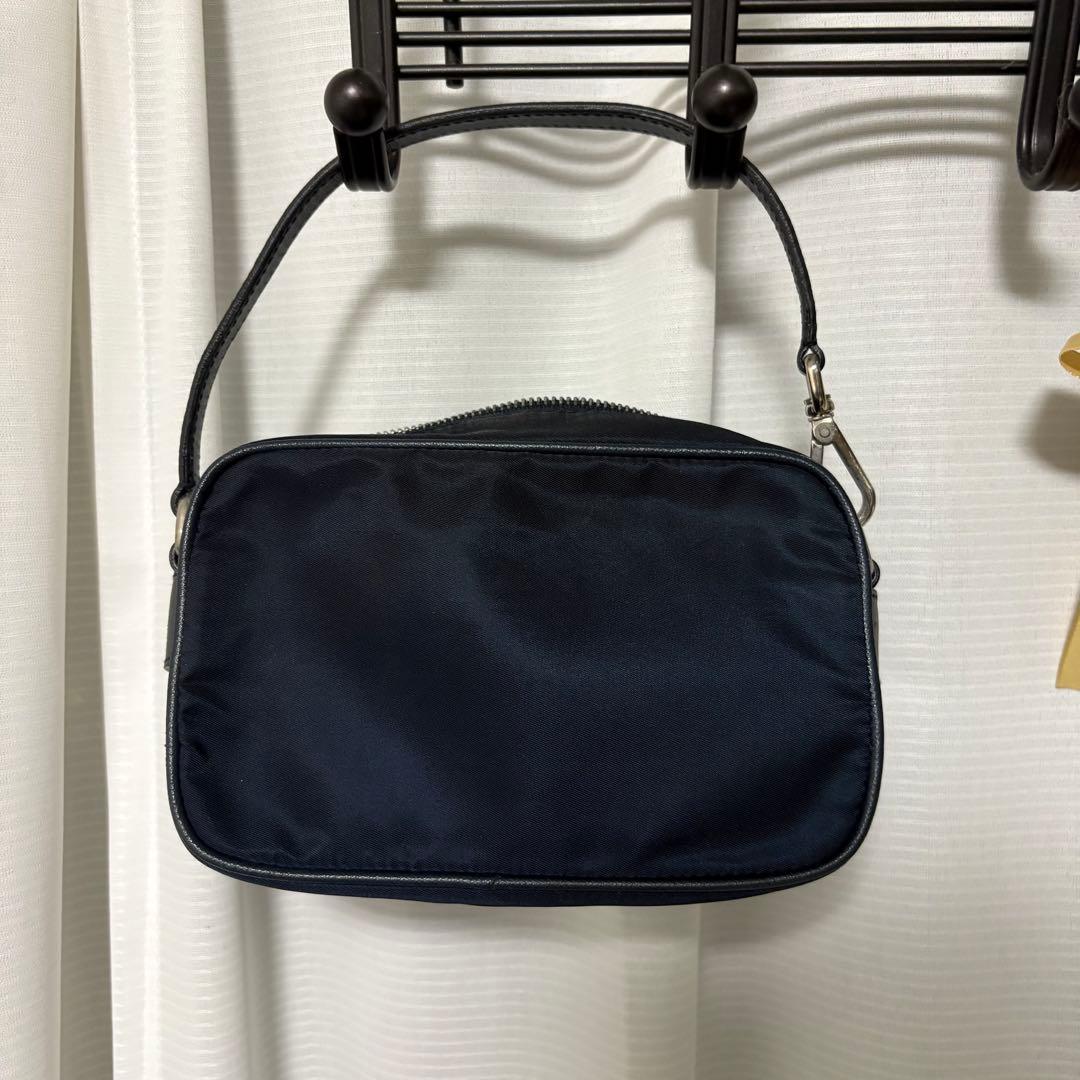P*e様 PRADA ネイビー ナイロンポーチ　プラダ　【鑑定済み】