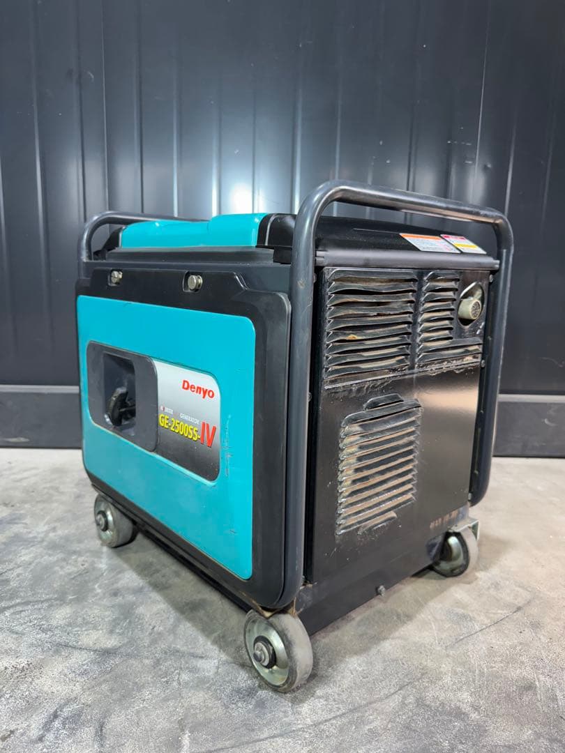【新古品】インバーター発電機 発電機 デンヨー GE-2500SS-IV
