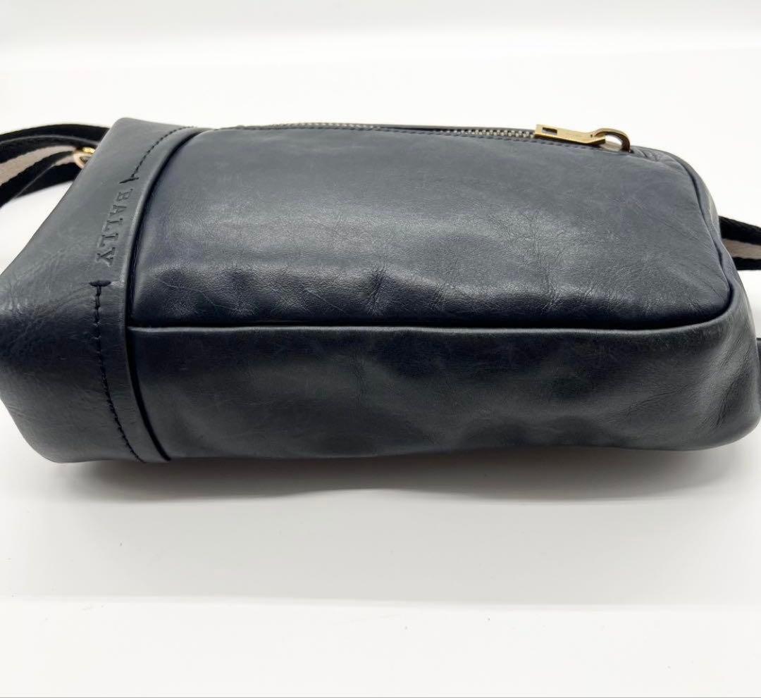 美品　バリー　ボディバッグ　レザー　ネイビー　トレインスポッティング