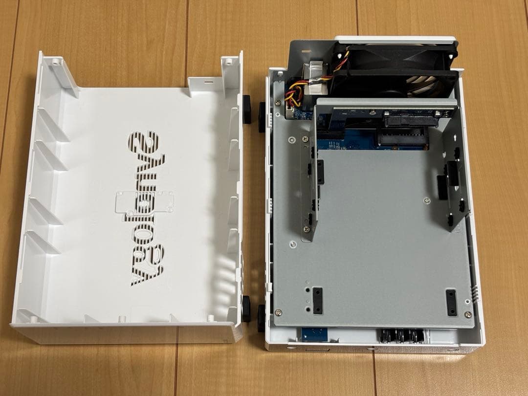 Synology NAS DS223j【HDD抜き取り済み】